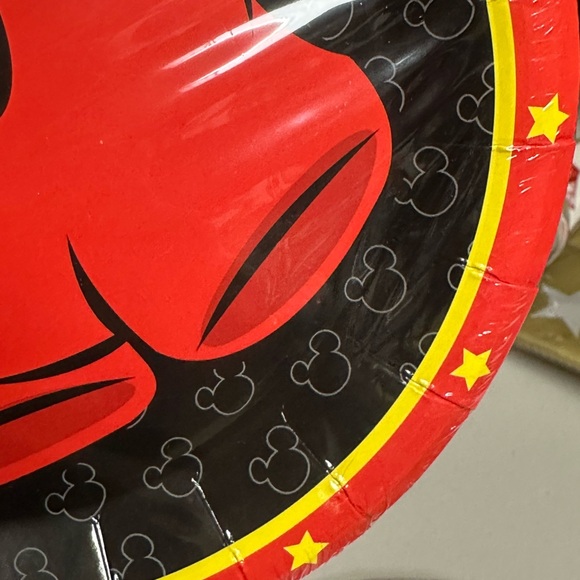 Disney Mickey Mouse party cake plates - Picture 5 of 11